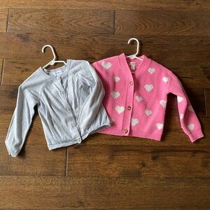 2 Cardigans